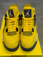 Jordan 4 Retro Lightning (2021) - Pre-Owned Size 11M