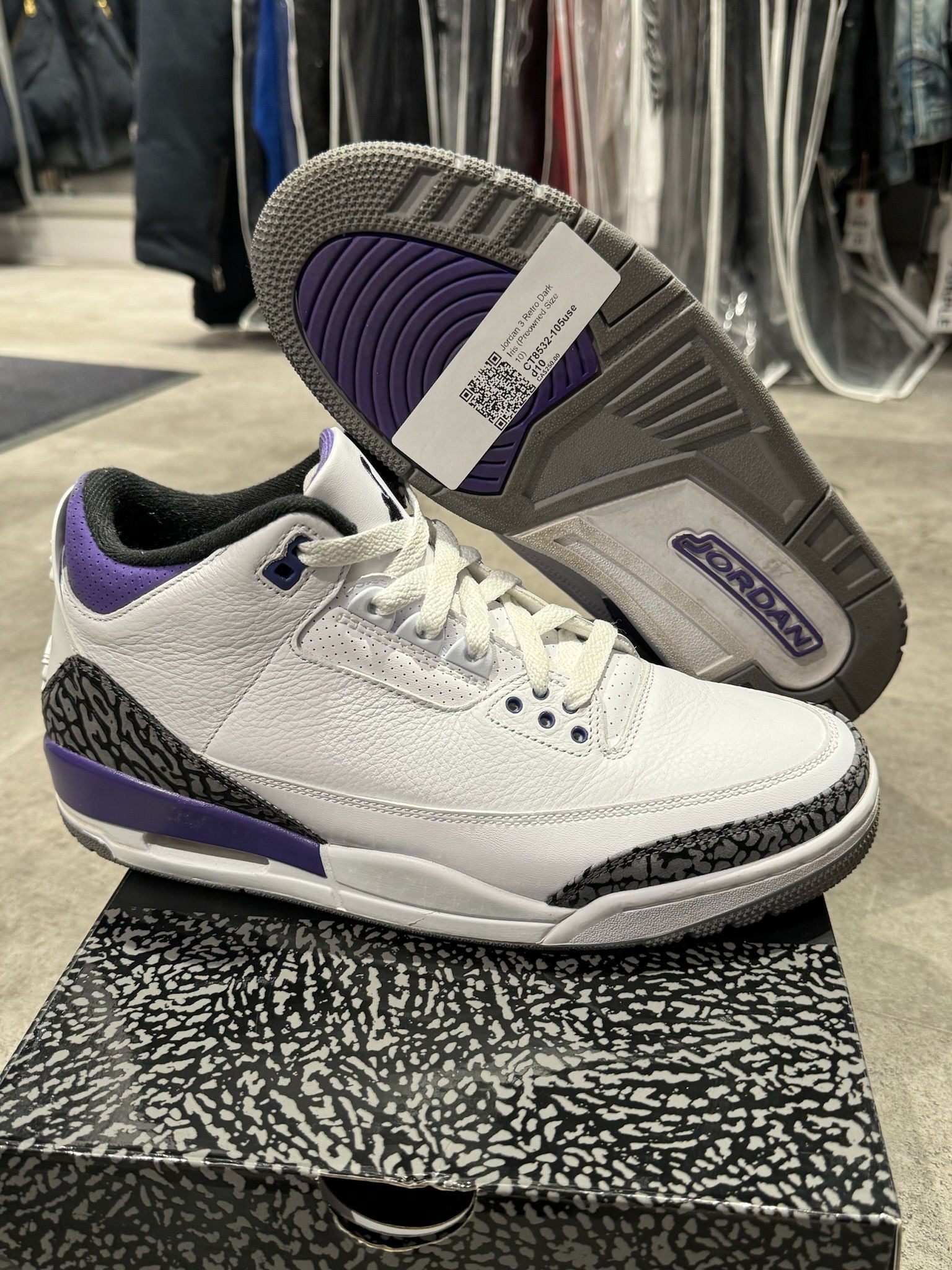 Jordan 3 Retro Dark Iris - Pre-Owned Size 10