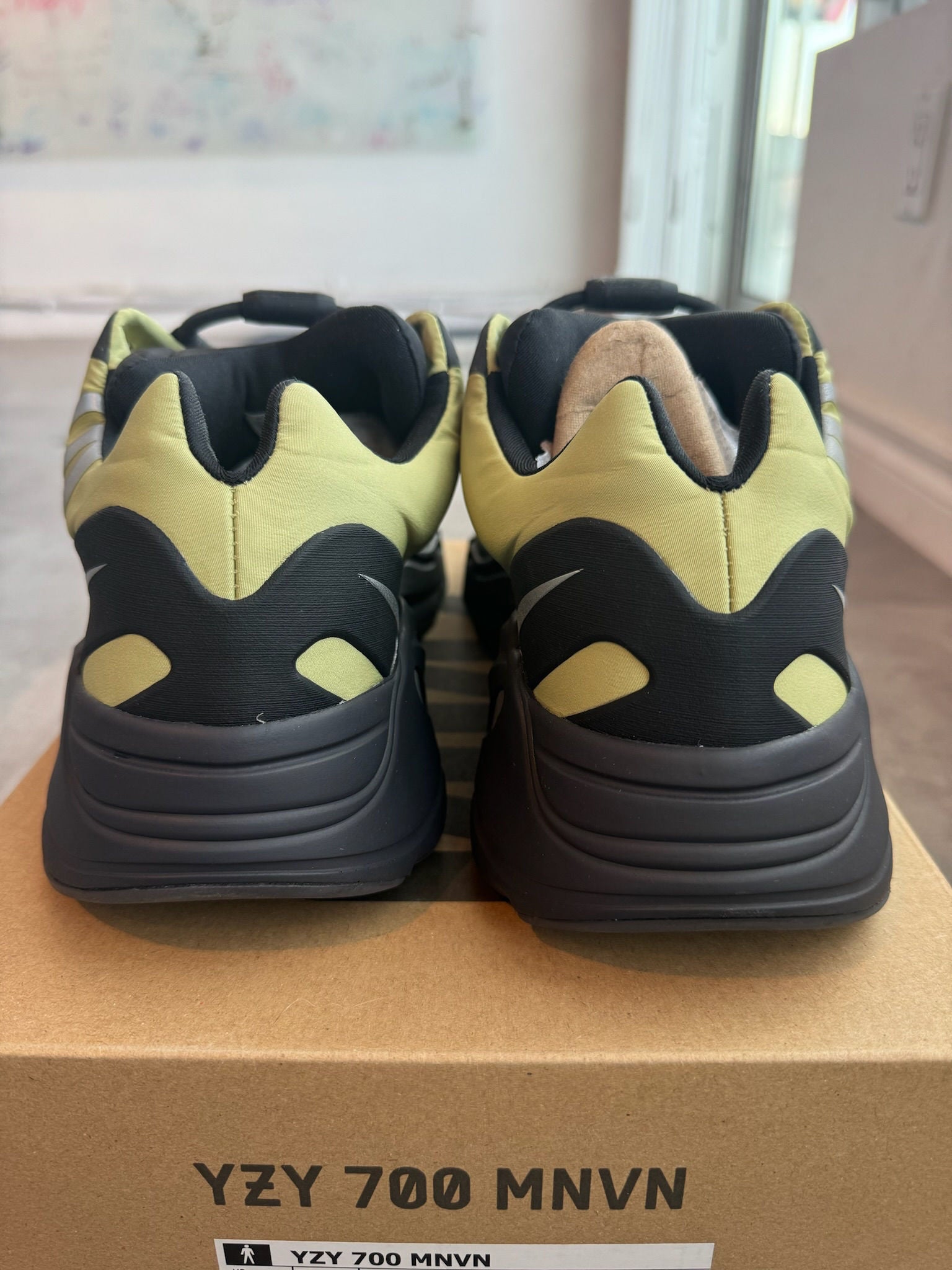 adidas Yeezy Boost 700 MNVN Resin - Pre-Owned Size 10