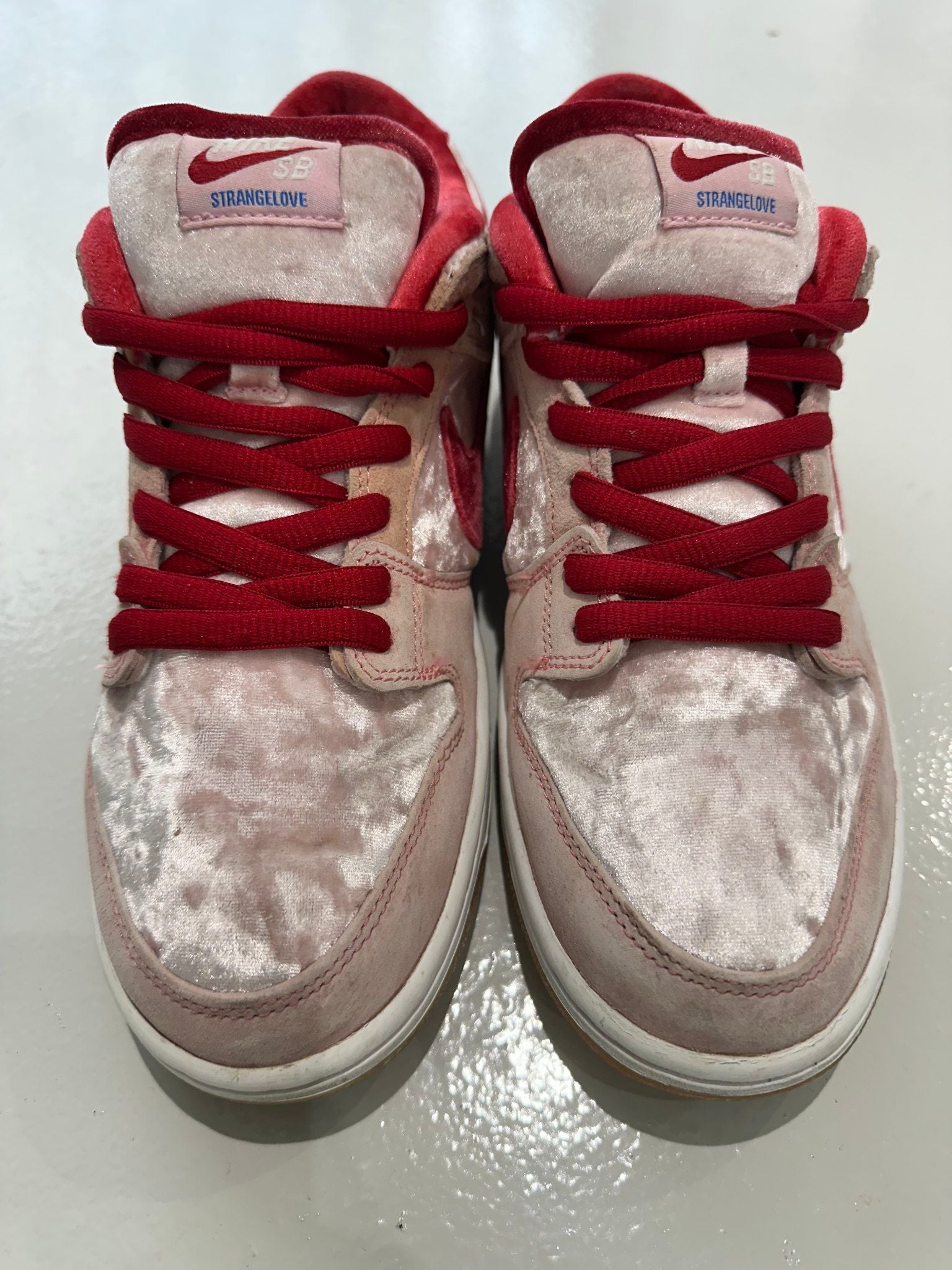 Nike SB Dunk Low Strangelove Skateboards - Pre-Owned (No original