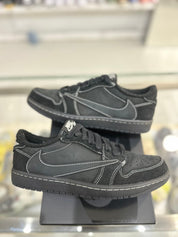 Jordan 1 Retro Low OG SP Travis Scott Black Phantom - Pre-Owned Size 8