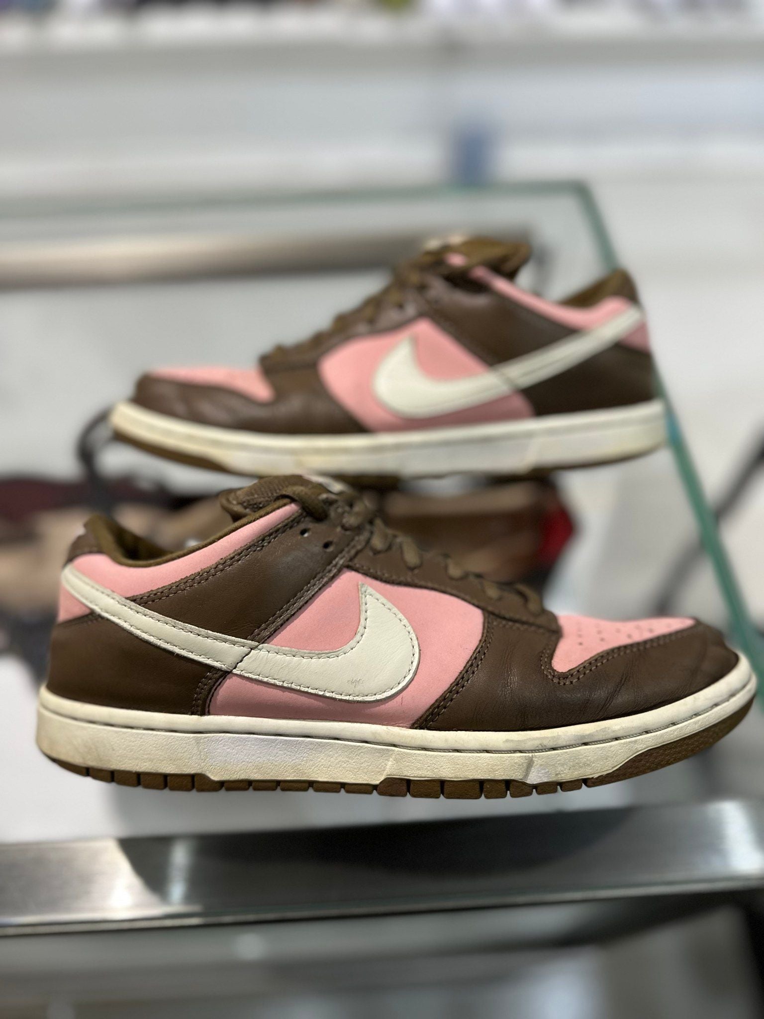 Nike SB Dunk Low Stussy Cherry - Pre-Owned Size 9 (No original box)