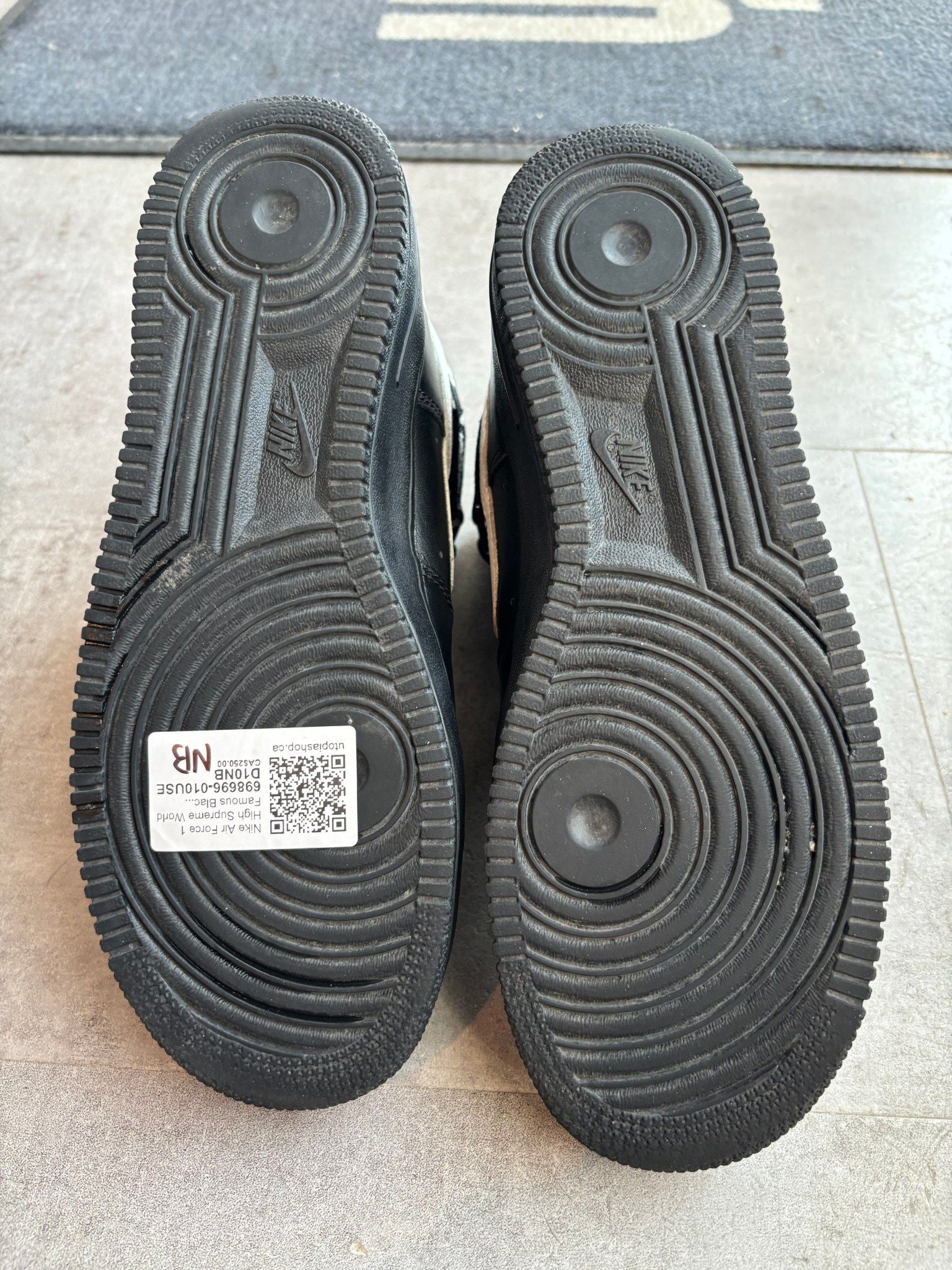 Nike Air Force 1 High Supreme World Famous Black - Pre-Owned Size 10 (No original box)