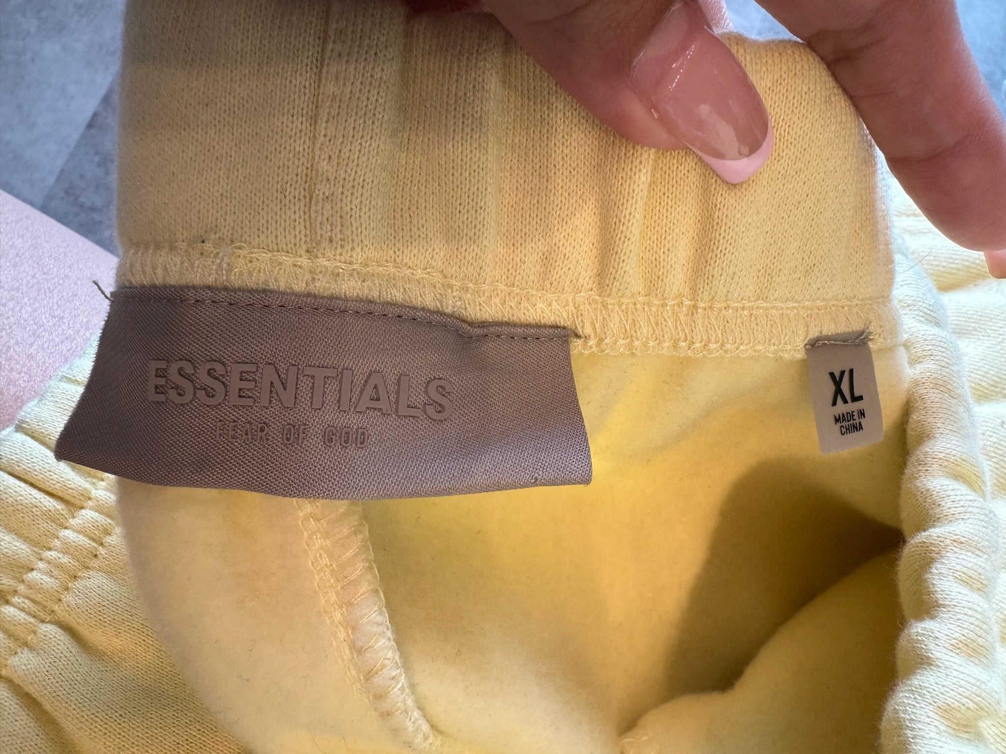 Fear of God Essentials Sweatpants (FW22) Canary (Preowned) - Pre-Owned