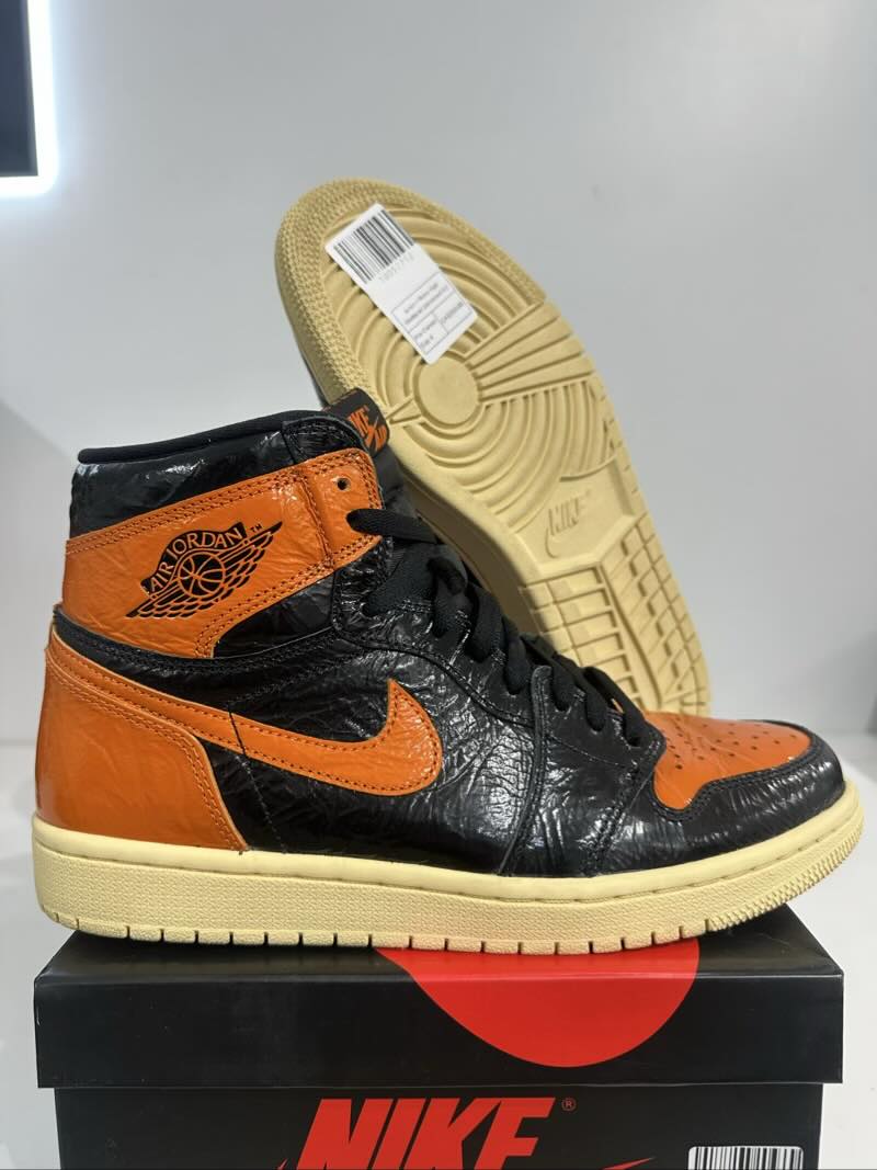 Jordan 1 Retro High Shattered Backboard 3.0 - Pre-Owned Size 9