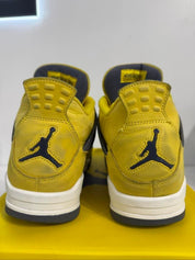 Jordan 4 Retro Lightning (2021) - Pre-Owned Size 9