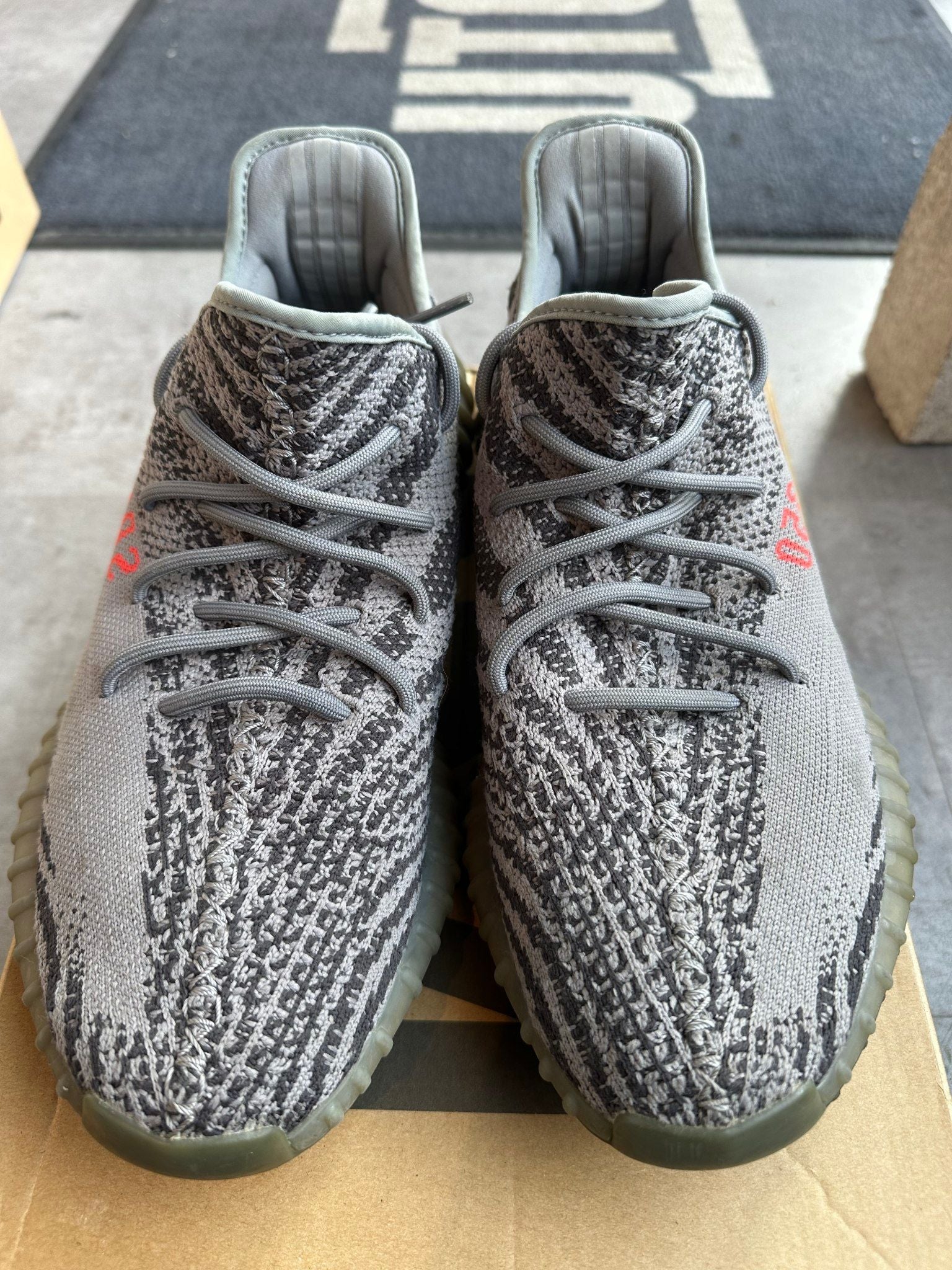 adidas Yeezy Boost 350 V2 Beluga 2.0 - Pre-Owned Size 11.5
