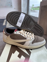 Jordan 1 Retro Low OG SP Travis Scott Reverse Mocha - Pre-Owned Size 11