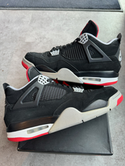 Air Jordan 4 Retro Bred (2019) (Preowned Size 10.5)