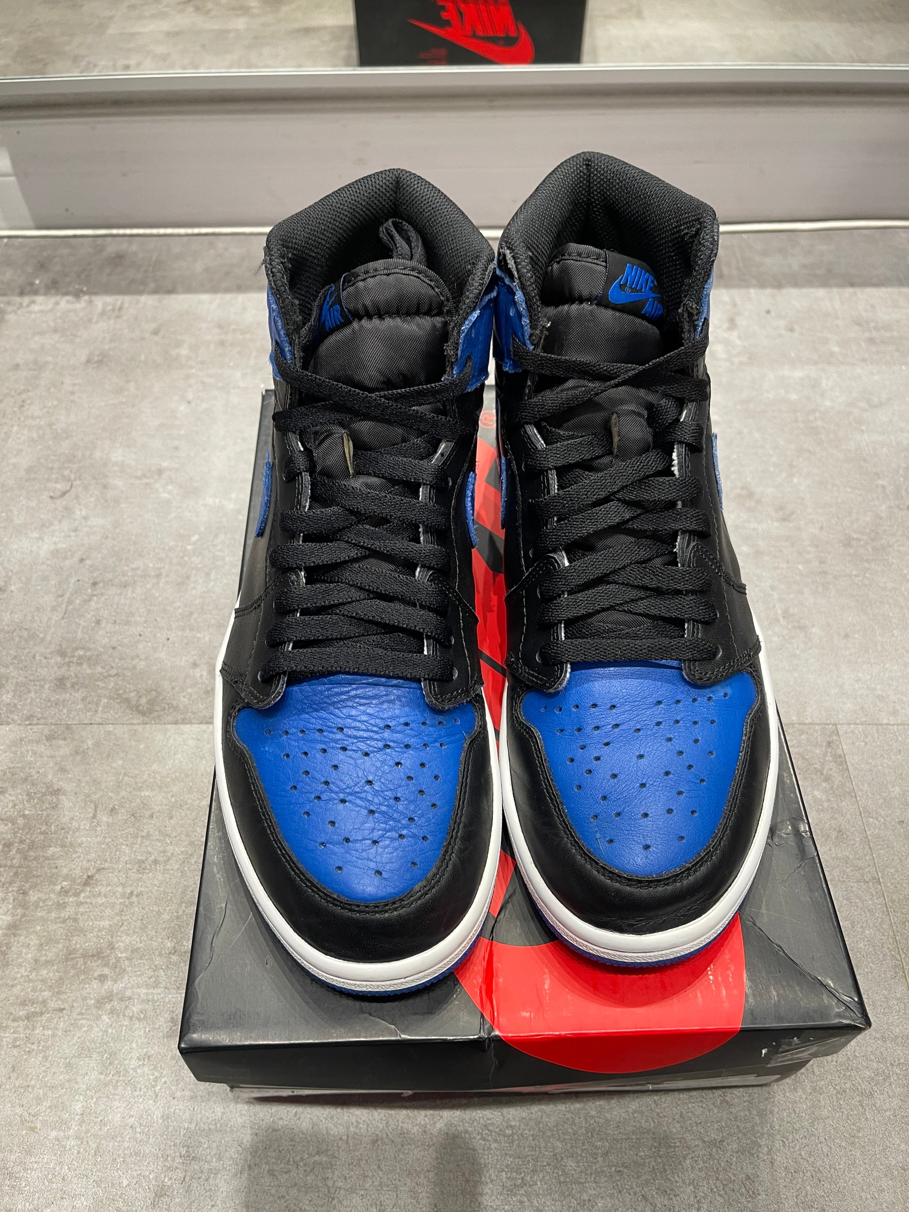 Jordan 1 Retro High Royal (2017) (Preowned Size 9.5 9/10)