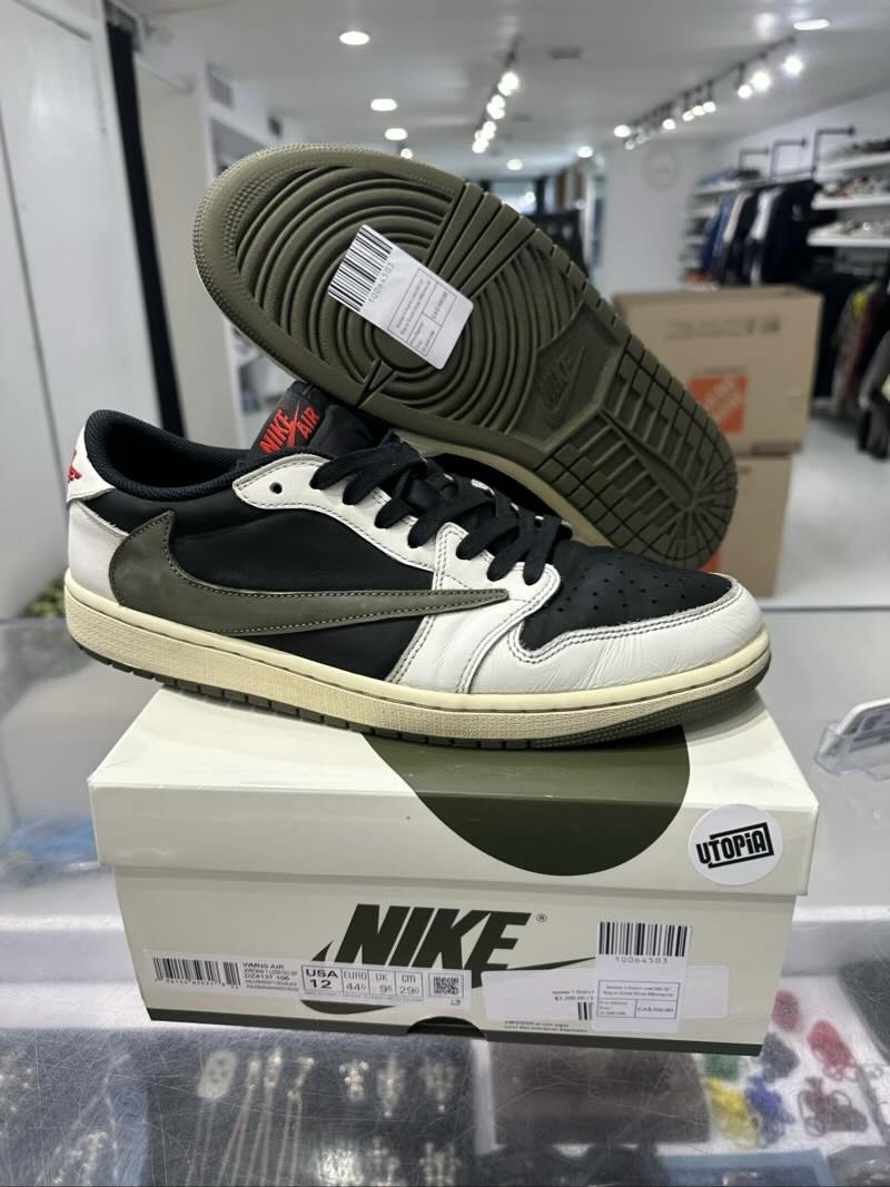 Jordan 1 Retro Low OG SP Travis Scott Olive (Women's) - Pre-Owned Size 10.5M/12W