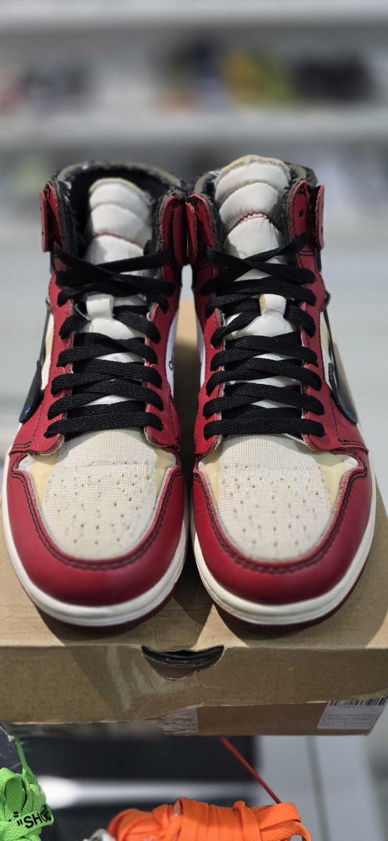 Jordan 1 Retro High Off-White Chicago - Pre-Owned Size 8