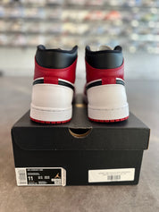 Jordan 1 Mid Chicago (2020) (Preowned)