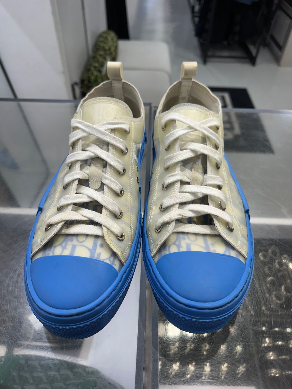 Dior B23 Low Dior Oblique Gradient Blue - Lightly Pre-Owned Size 11