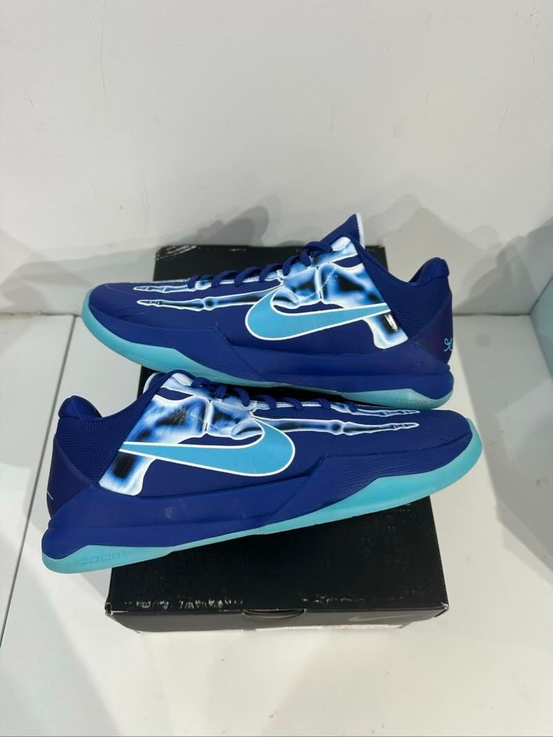 Nike Kobe 5 Protro X-Ray - Lightly Pre-Owned Size 8.5
