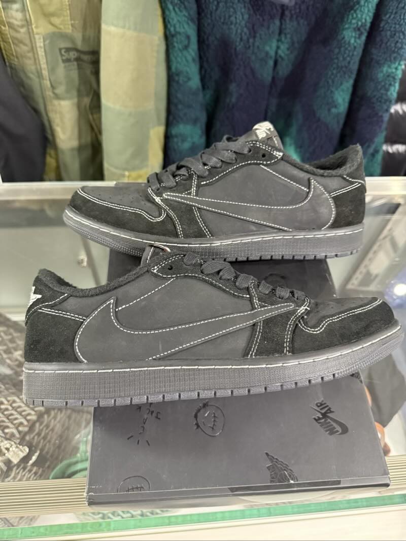 Jordan 1 Retro Low OG SP Travis Scott Black Phantom - Lightly Pre-Owned Size 11