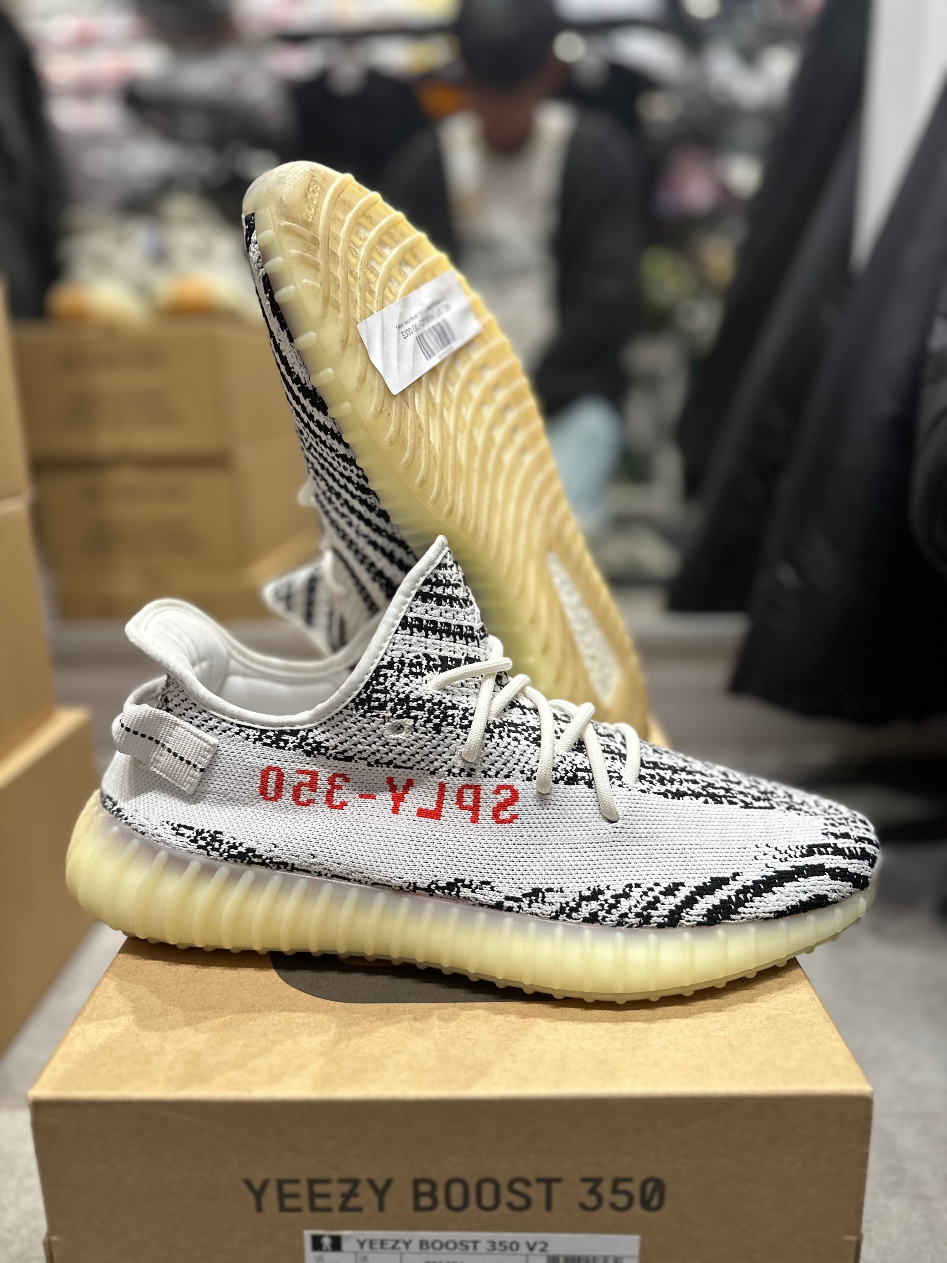 Adidas Yeezy Boost 350 V2 Zebra - Pre-Owned Size 9.5 (Lightly Used)