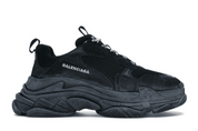 Balenciaga Triple S Sneaker Triple Black - Pre-Owned Size 8 (No original box)