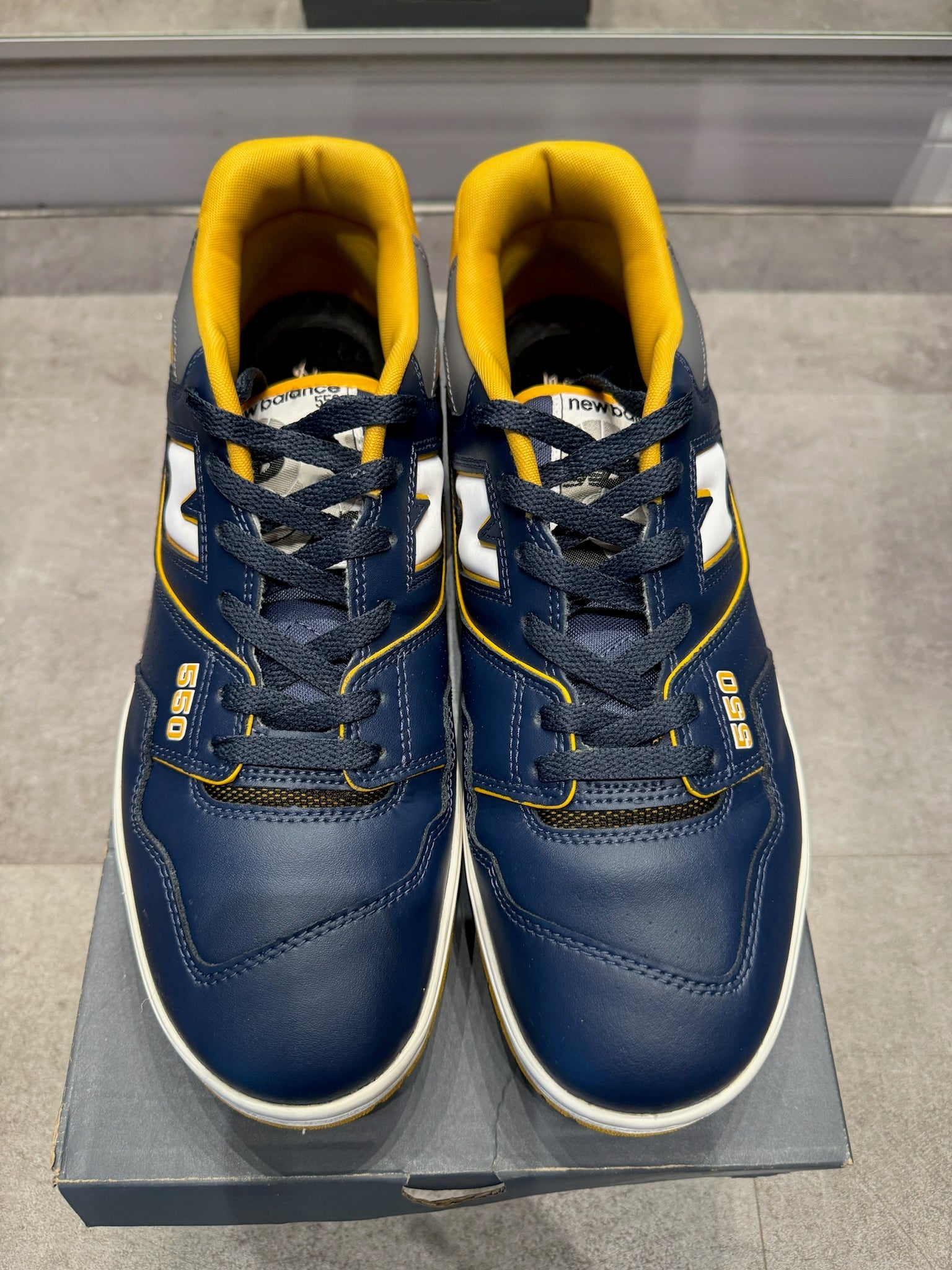 New Balance 550 Navy Gold (Preowned)