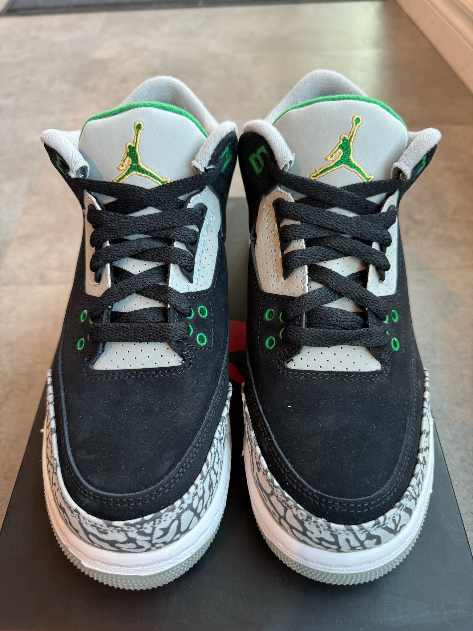 Jordan 3 Retro Pine Green (GS) (Preowned)