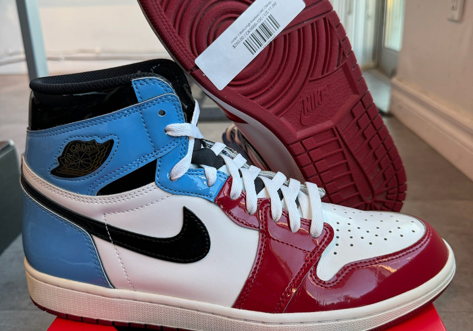 Jordan 1 Retro High Fearless UNC Chicago (Preowned Size 11.5)