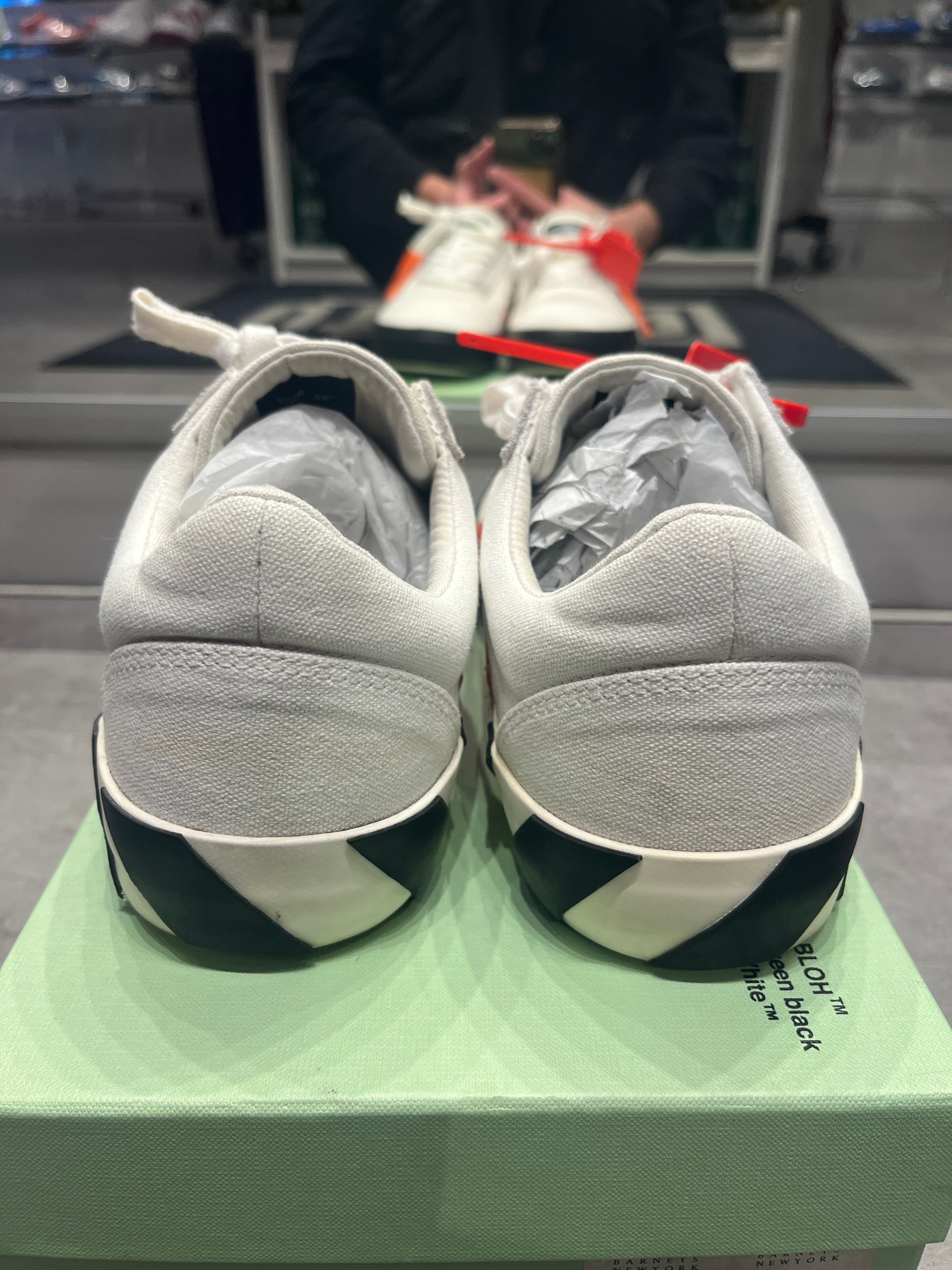 Off-White Vulc Low White (Preowned)