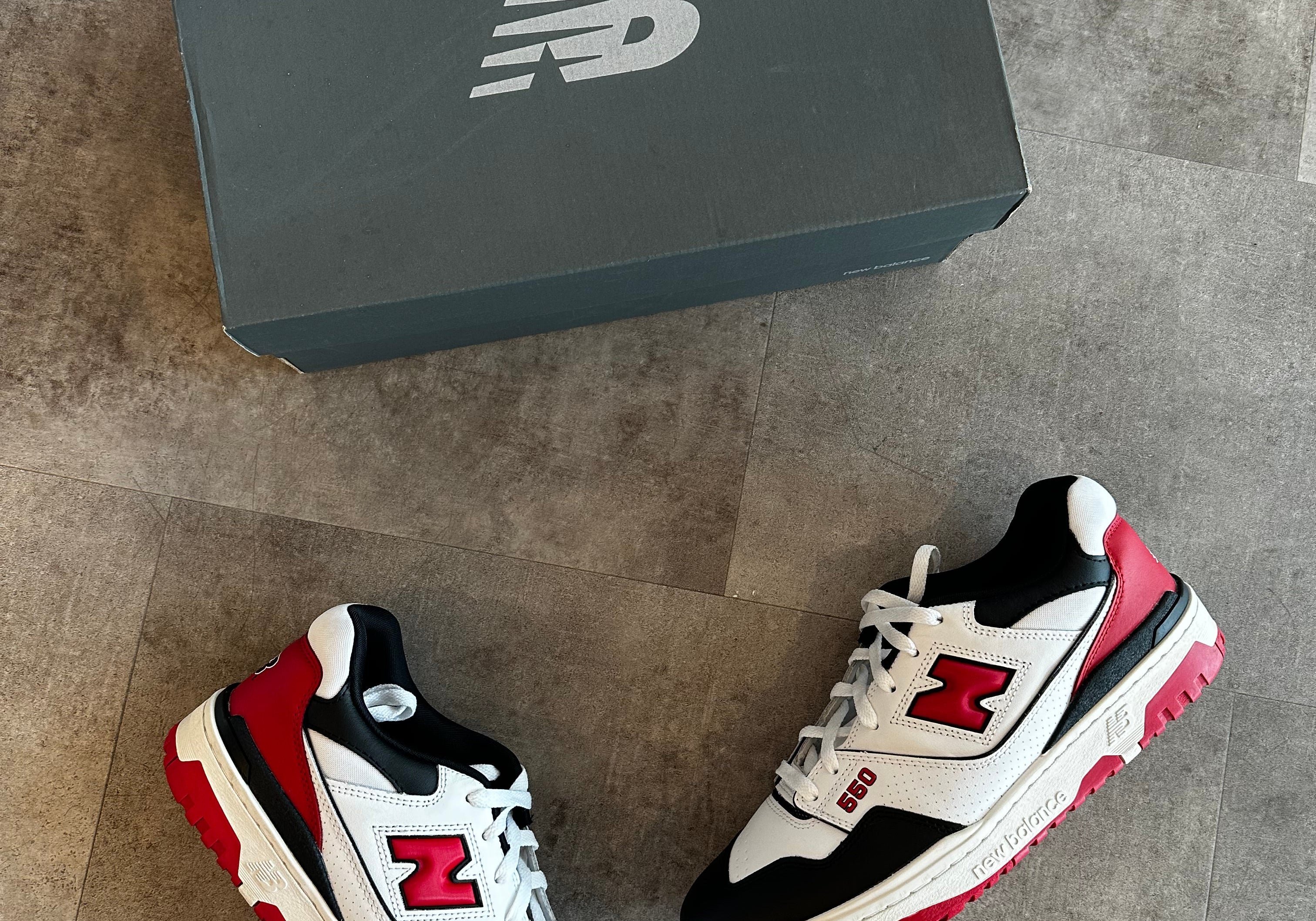 New Balance 550 White Red Black (Preowned)