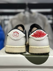 Jordan 1 Retro Low OG SP Travis Scott Olive (W) - Pre-Owned Size 8M/9.5W