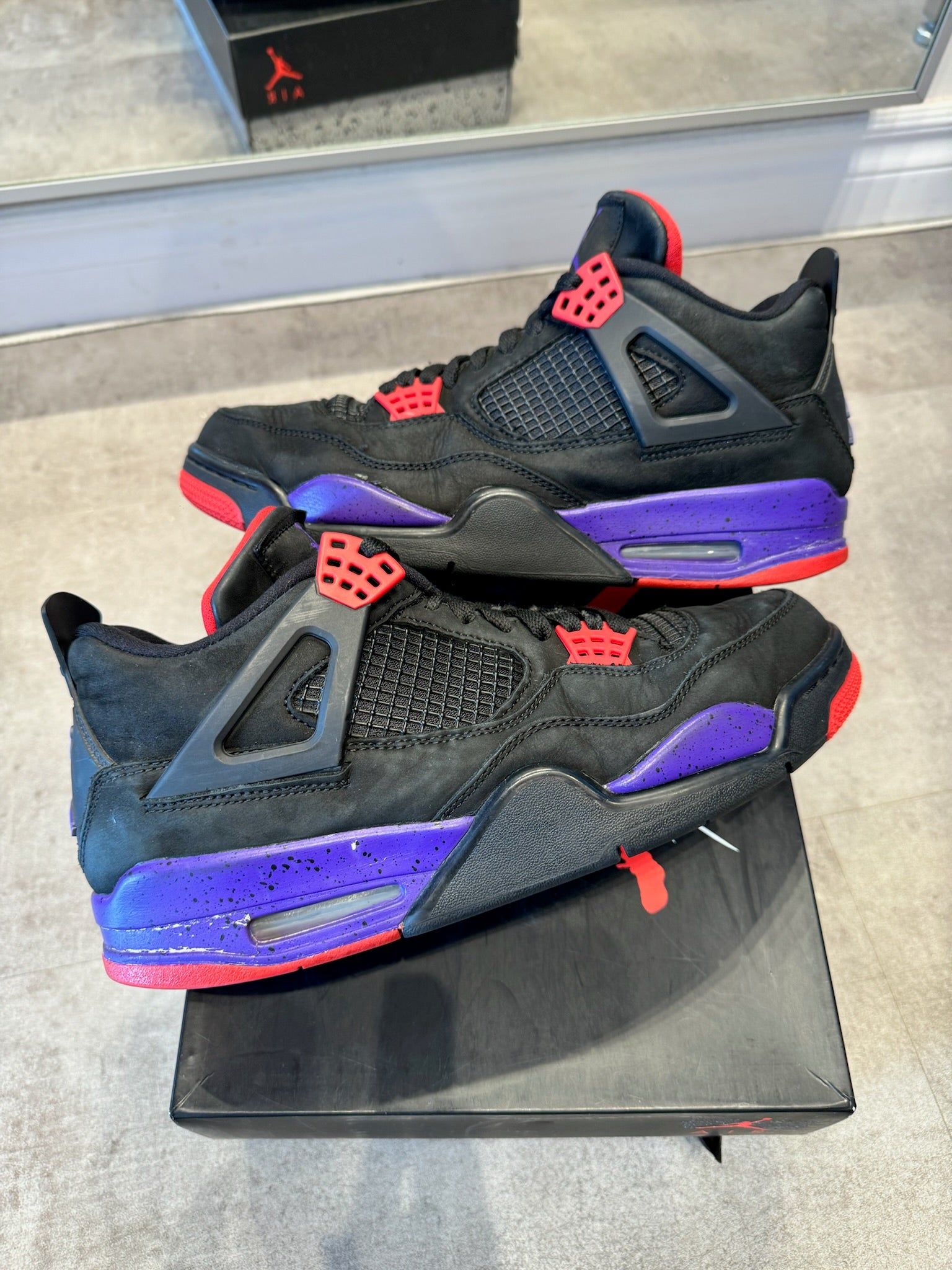 Jordan 4 Retro Raptors Drake OVO (2019) - Pre-Owned Size 10