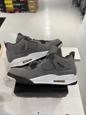 Air Jordan 4 Retro Cool Grey (2019) - Pre-Owned Size 9.5