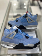 Jordan 4 Retro University Blue - Pre-Owned Size 9
