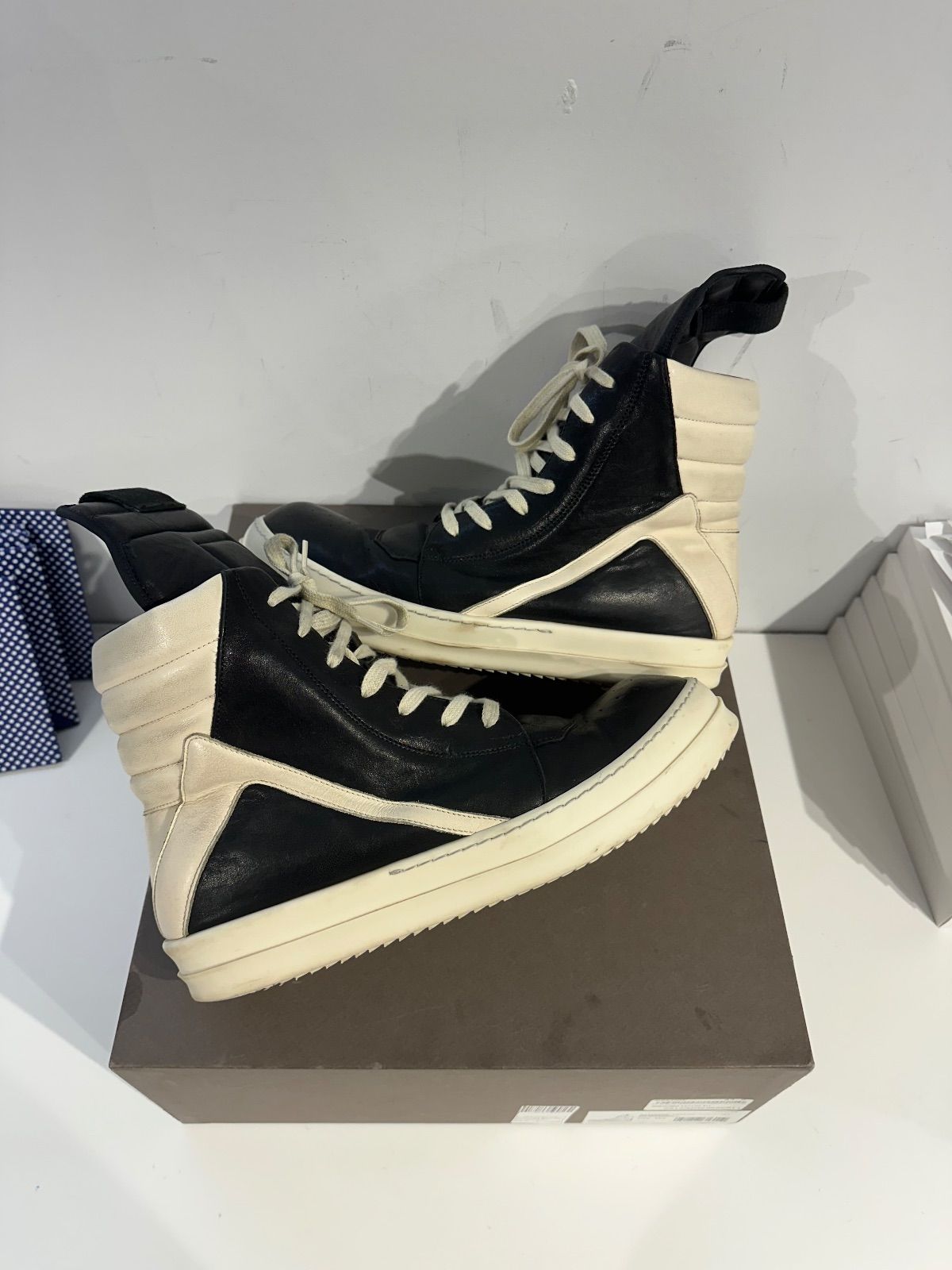 Rick Owens Lido Geobasket Black Milk - Pre-Owned Size 12