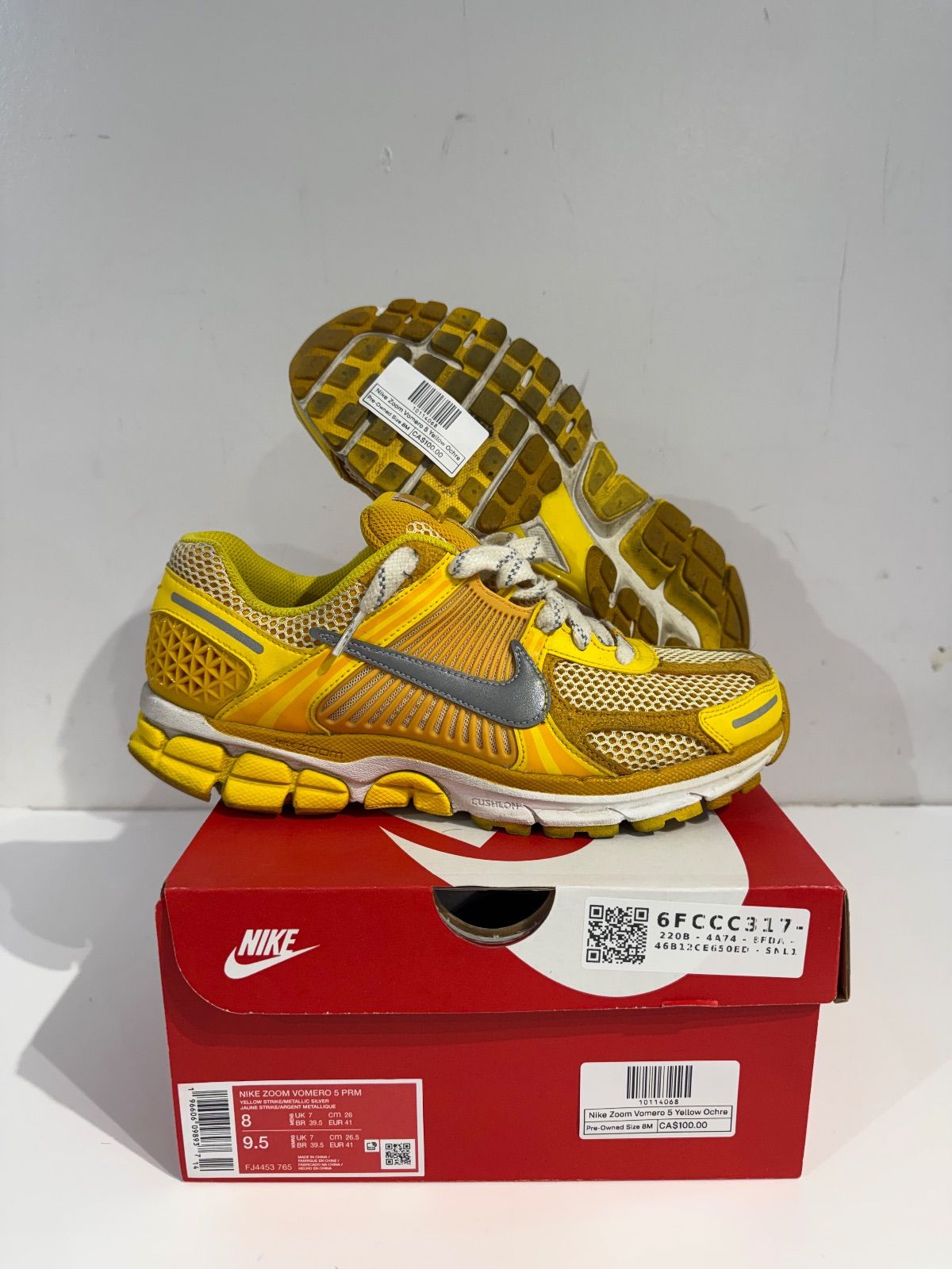 Nike Zoom Vomero 5 Yellow Ochre - Pre-Owned Size 8M