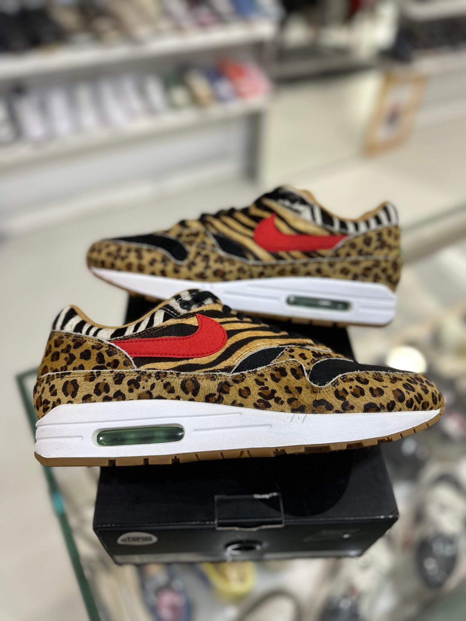 Nike Air Max 1 atmos Animal Pack 2.0 (All Black Box) (2018) - Pre-Owned Size 11