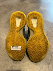 Adidas Yeezy QNTM Teal Blue - Pre-Owned Size 9