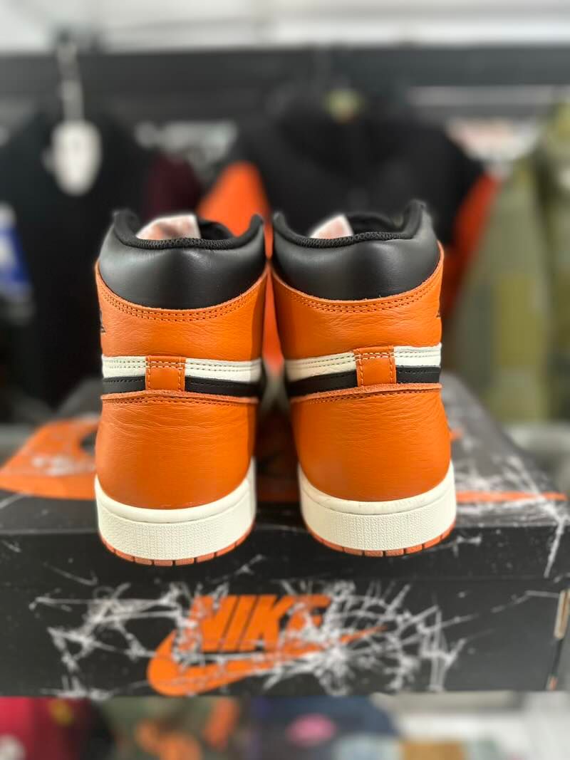 Jordan 1 Retro High OG Shattered Backboard (2025) - Worn Once Size 10.5