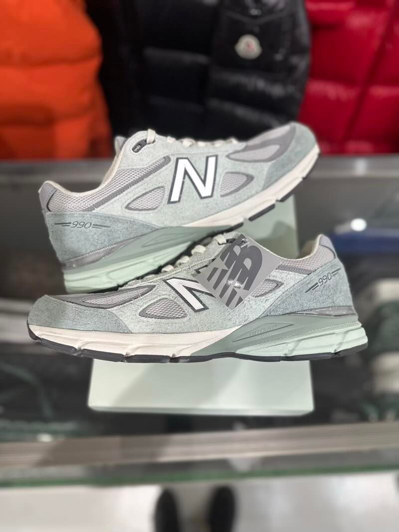 New Balance 990v4 MiUSA The Whitaker Group Willful Bias - Lightly Pre-Owned Size 12