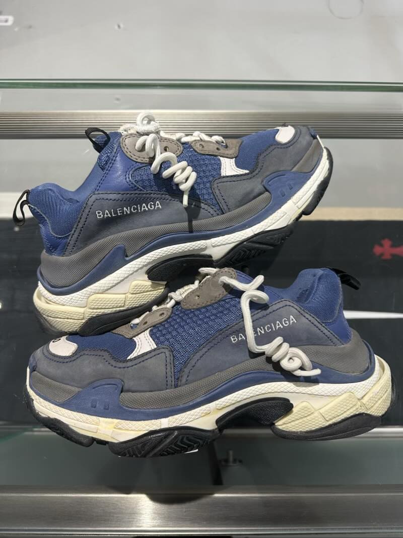Balenciaga Triple S Navy - Pre-Owned Size 40/ US 8