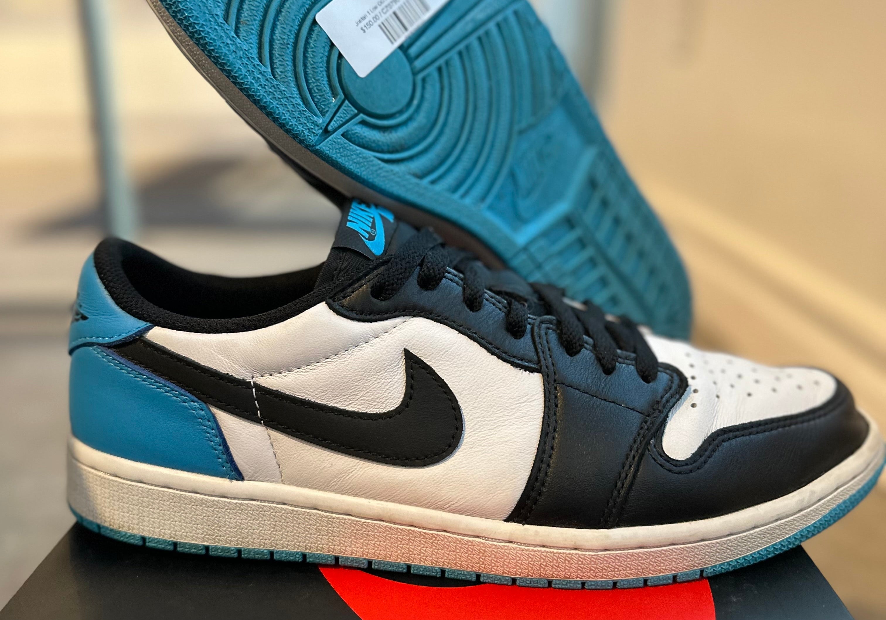 Jordan 1 Low OG Powder Blue (Preowned)