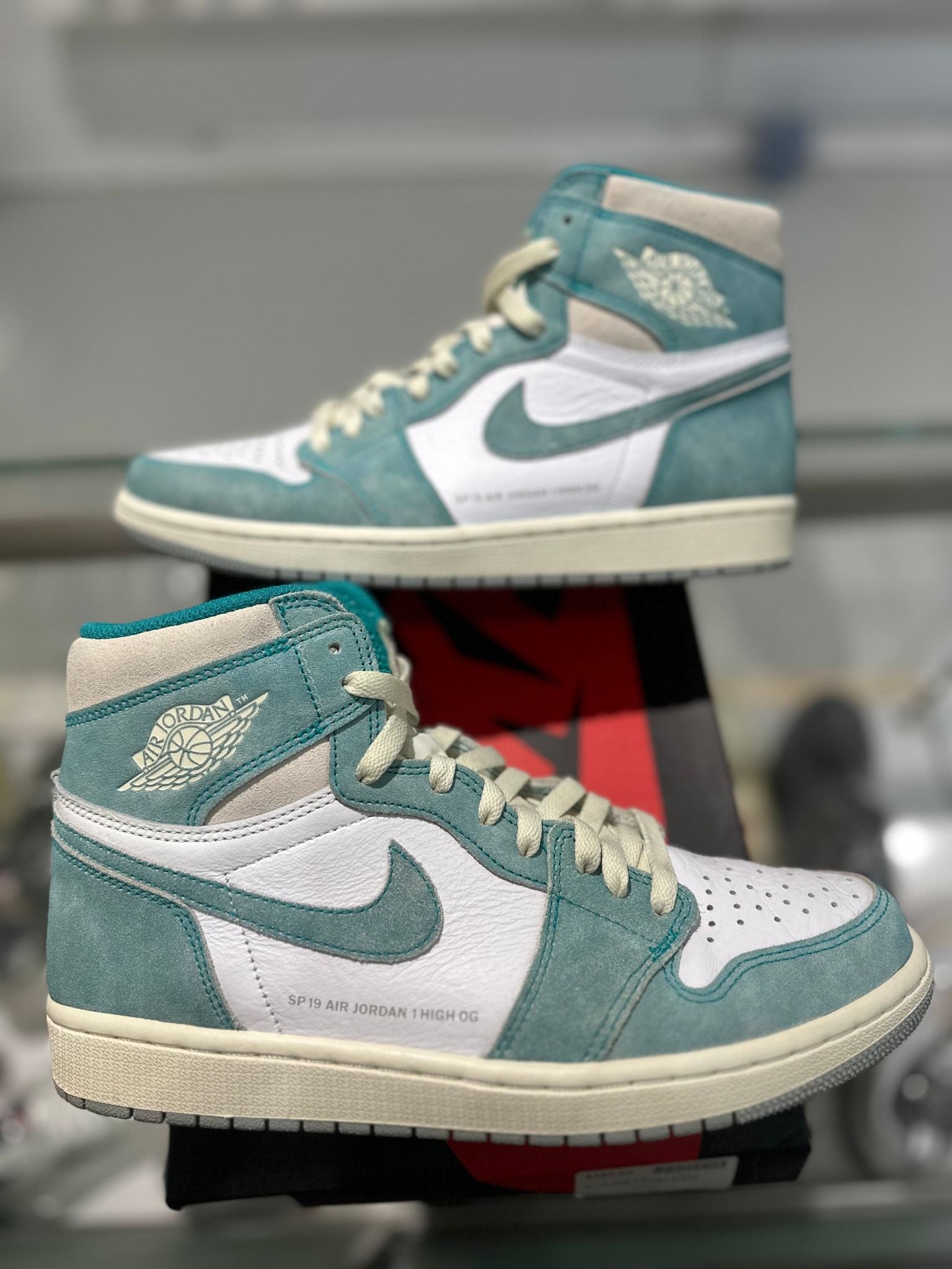 Jordan 1 Retro High Turbo Green - Pre-Owned Size 9 (Worn Once)