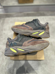 Adidas Yeezy Boost 700 V1 Mauve (Preowned Size 8.5)