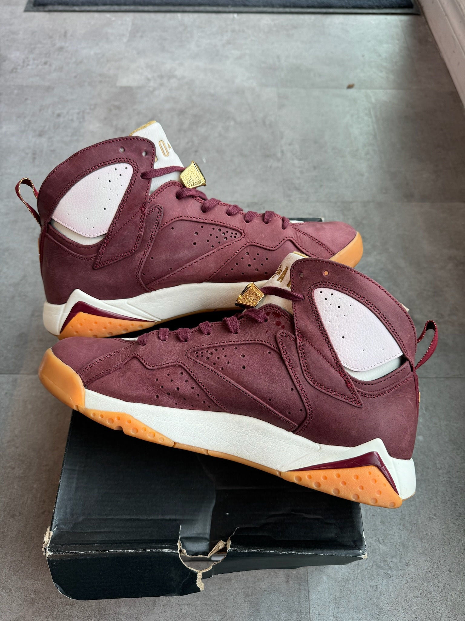 Jordan 7 Retro Championship Pack Cigar (Preowned Size 10.5) - Pre-Owned