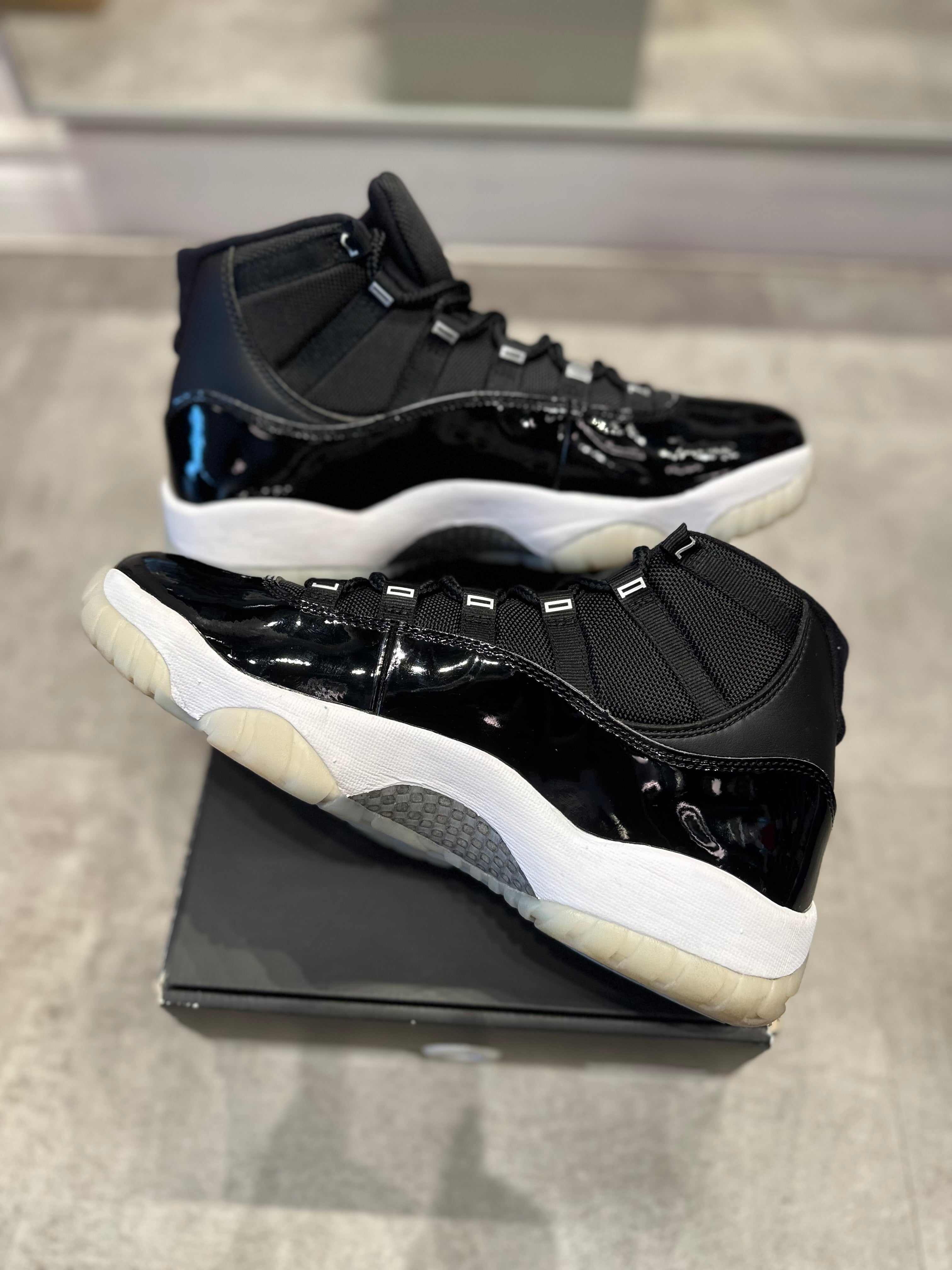 Jordan 11 Retro Jubilee 25th Anniversary (Preowned Size 9) - Pre-Owned