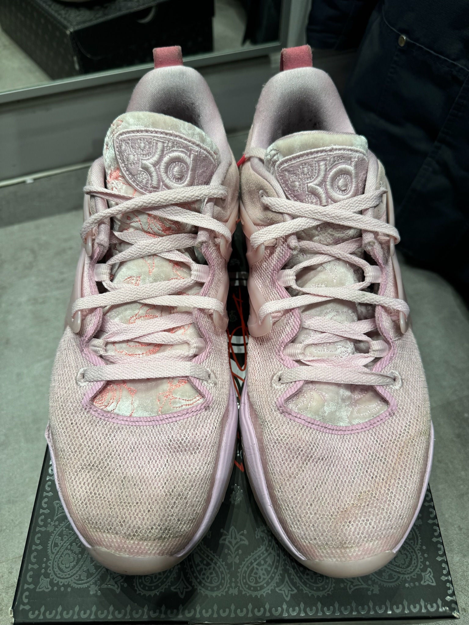 Nike KD 15 Aunt Pearl - Pre-Owned Size 12