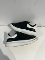 Alexander McQueen Oversized Sneaker Black White - Pre-Owned Size 9
