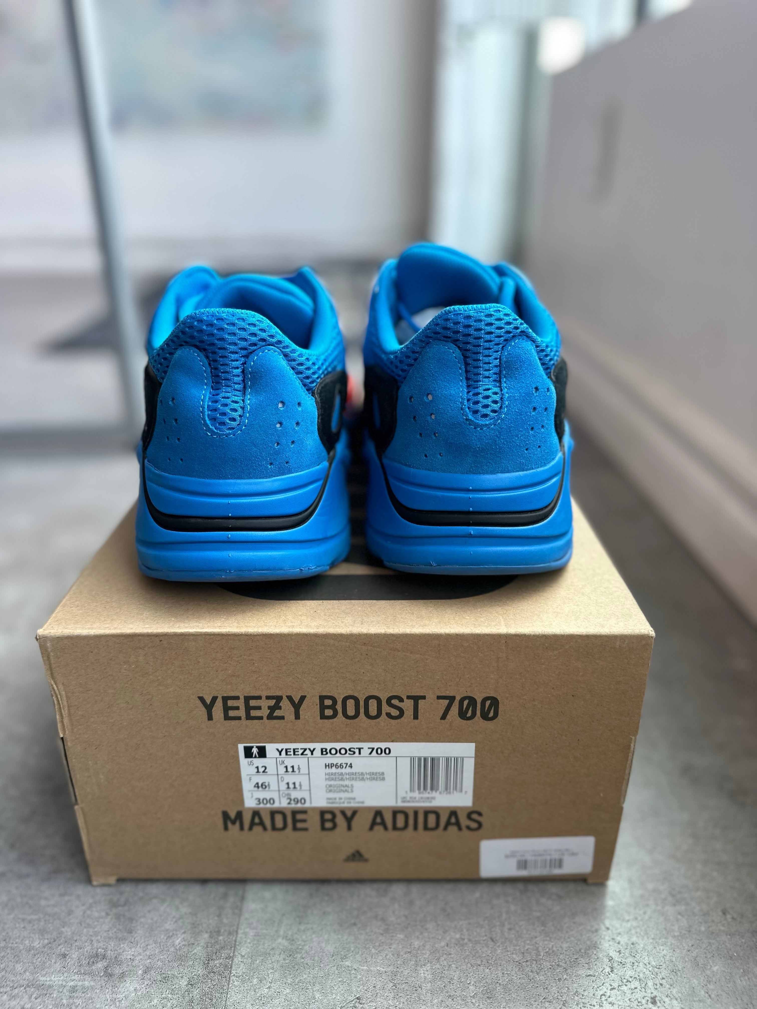 Adidas Yeezy Boost 700 V1 Hi-Res Blue (Preowned)