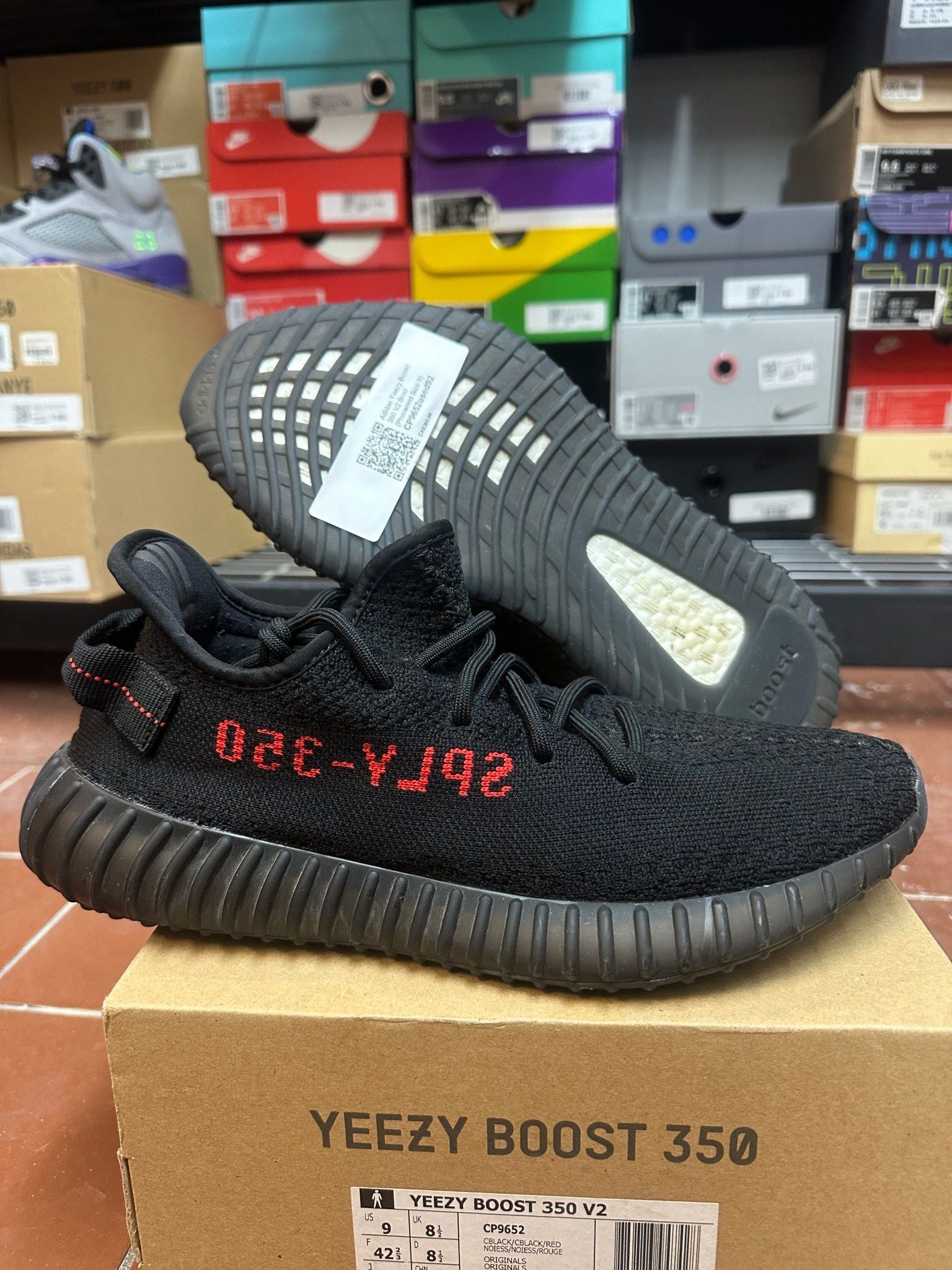 Adidas Yeezy Boost 350 V2 Bred - Pre-Owned Size 9