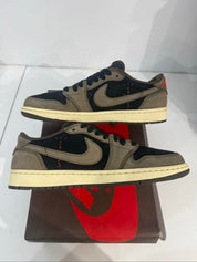 Air Jordan 1 Retro Low OG SP Travis Scott Mocha - Pre-Owned Size 9