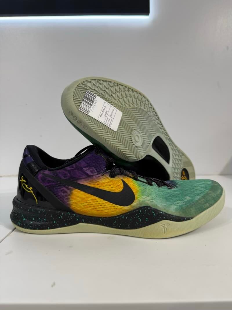 Nike Kobe 8 Easter - Pre-Owned Size 11 (No original box)