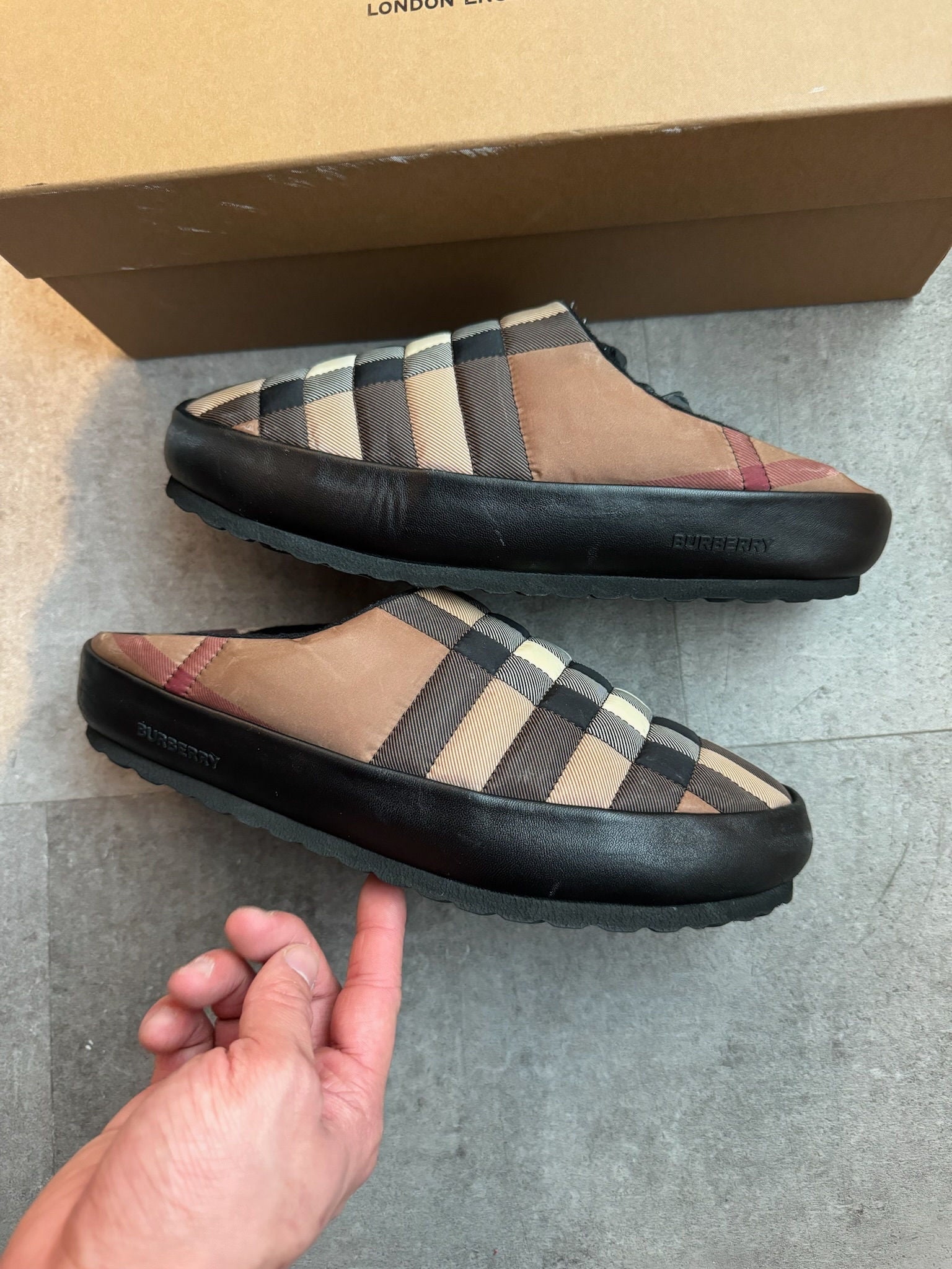 Burberry Northaven Check Quilted Slippers - Pre-Owned Size 41